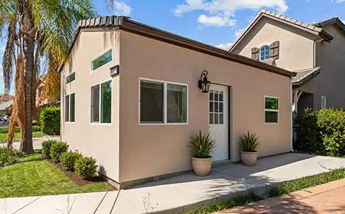319 SF Front Yard ADU Roseville CA 95678