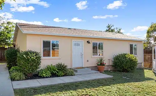 1000 SF Three-Bedroom Backyard Rental Fairfield CA 94533
